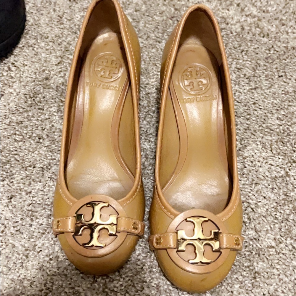 EUC. Tory Burch office heels